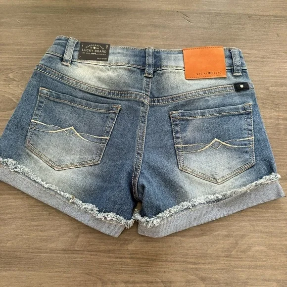 Lucky Brand girls faded denim Rile Shorts cuffed hem size 7 NWT $58 - Picture 5 of 11